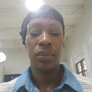 Meet your Posher, Ingrid